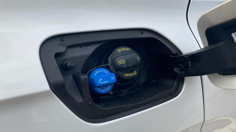 Volkswagen Touareg 3.0 V6 TDI 4Motion R-Line Tech 5dr Tip Auto Diesel Estate